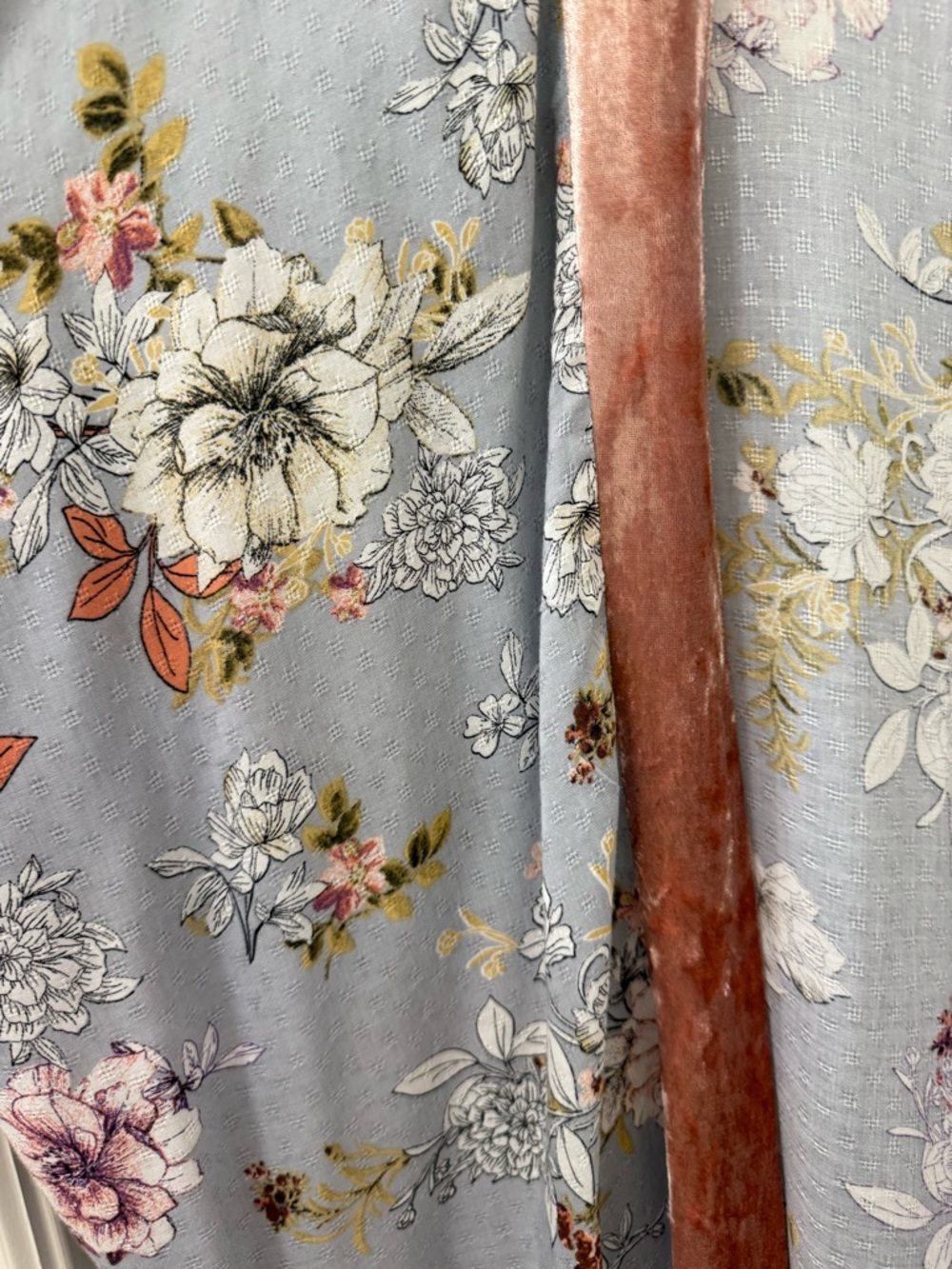 Floral Open-Front Kimono in Gray and Dusty Rose - Picture 6 of 7